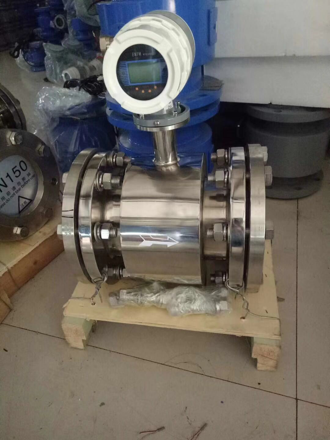 304不銹鋼智能電磁流量計(jì)，一體管道式，價(jià)格，廠家
